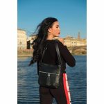 Vaglia_taupe_threequarter