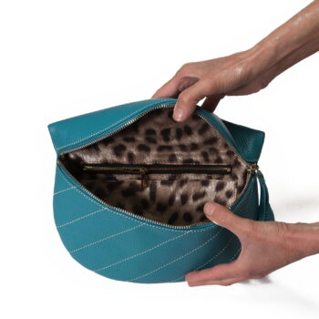 Luxury leather handbags Made in Italy by Bellini. Wholesale, OEM, private label handbags. No minimum order for handbags in stock.